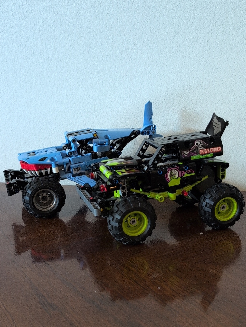 LEGO Technic Monster Jam Grave Digger And Megalodon